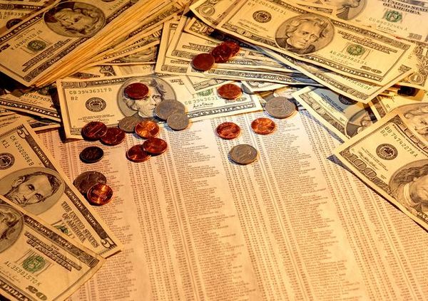 年末政策窗口期下黄金强势突破