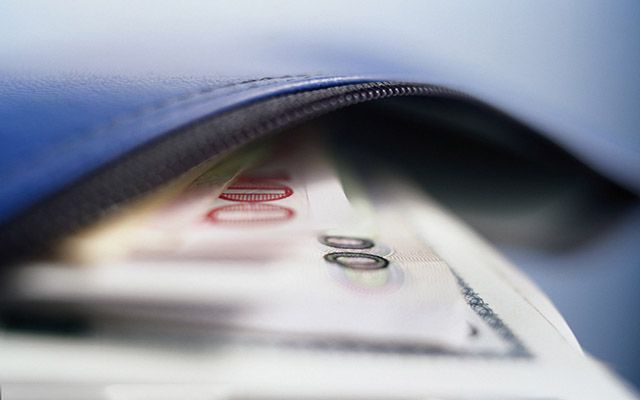 黄金多头蓄势待发：美联储降息预期与多因素共振推升突破可能